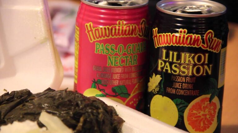 Tasting Traditional Hawaiian Food | Expedia Viewfinder Travel Blog